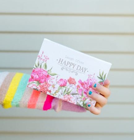 Какой подарок жене