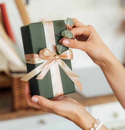 Какие женщины получают подарки