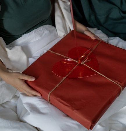 Подарки детям девочкам купить