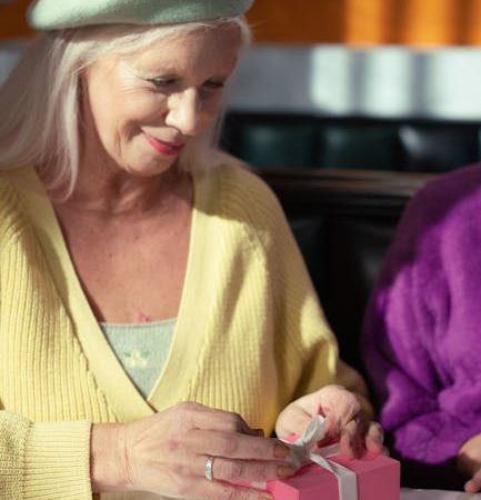 Где можно купить подарки