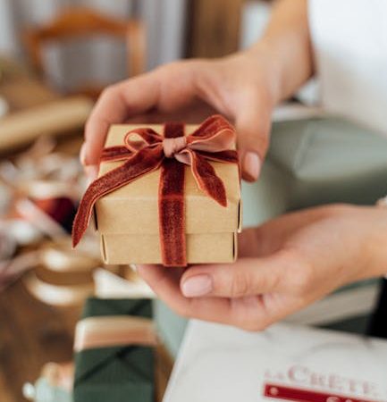 Какой подарок можно подарить на годовщину