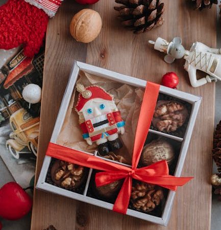 Купить подарки новый год детям