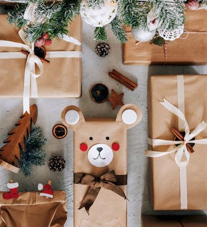 Какой подарок можно подарить мальчику 10