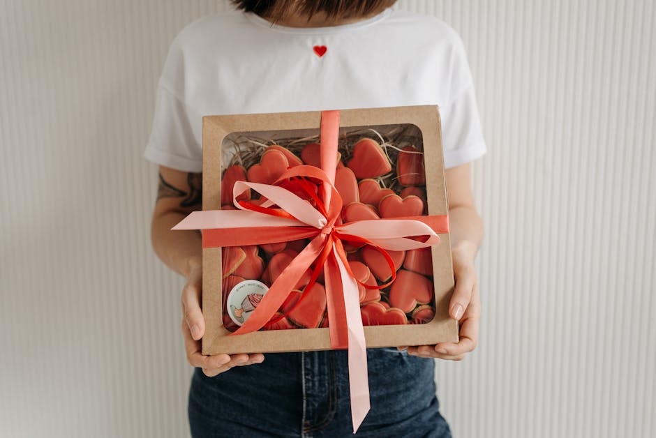 Купить подарок на день