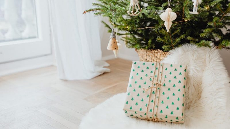 Купить подарок мужчине на 50 лет