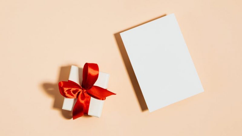 Какой оригинальный подарок на свадьбу