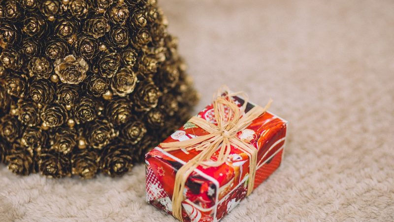 В каких магазинах можно получить подарки