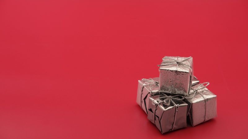 Какие подарки можно на 8 марта