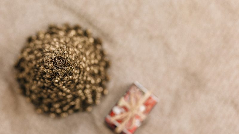 Где купить новогодний подарок